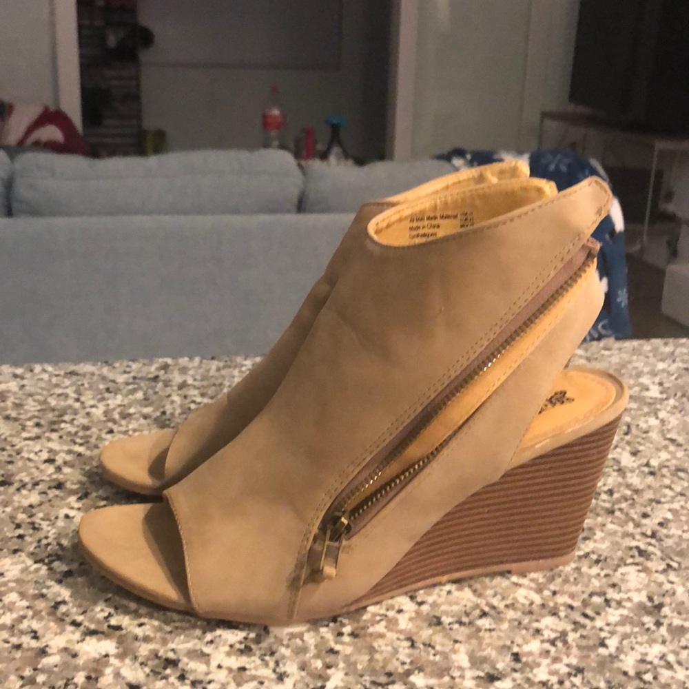 Shoes !